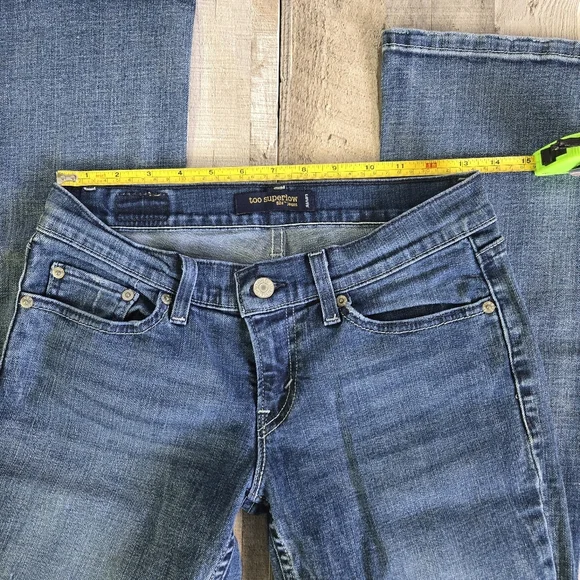 LEVI'S | 524 Too Superlow Bootcut Jeans in Blue sz 5M - Picture 2 of 12